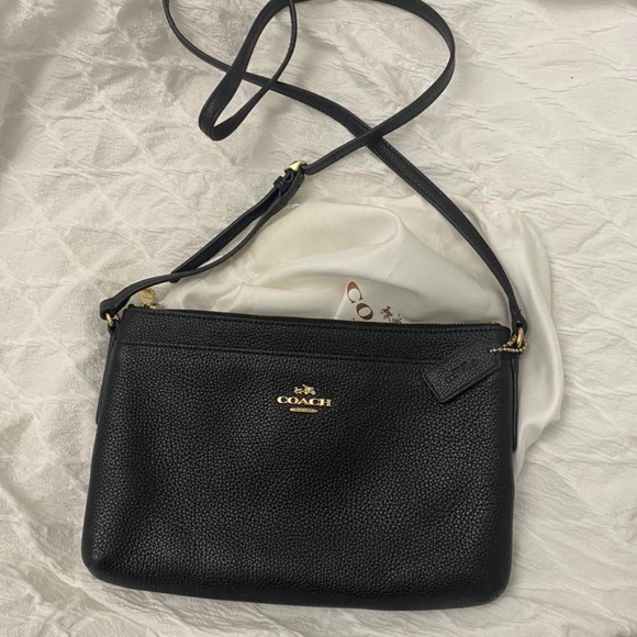 Coach leather bag - Picture 1 of 3